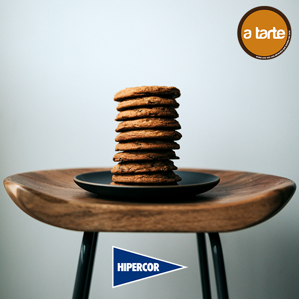 ¿Quieres darle a tu vida un toque dulce y crujiente? Nuestra A Tarte con  base de galleta es la solución 🍪. ¡Encuentra tu nueva merienda preferida en cualquier Hipercor! 🛒
.
.
. 
#ATarte #Sweet #Cakestagram #CakeLovers #Hipercor