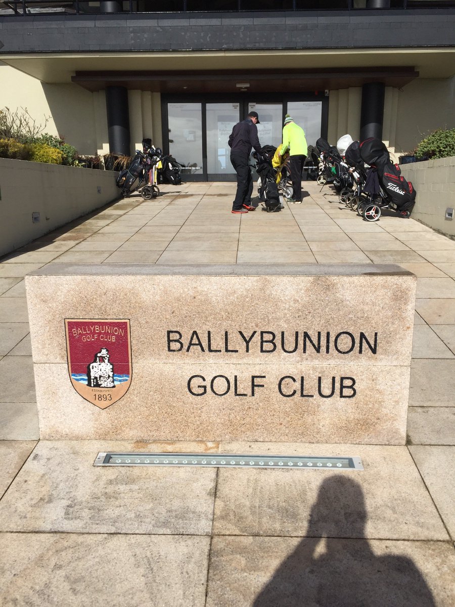 Social Media Open tweet media