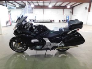 CincinnatiGood1's tweet photo. Winter is over, and summer is coming but that doesn't mean you should be without a ride. Come check out @GoodwillCinci Auto Auction this and every Saturday doors open at 8 bidding starts at 9 am! #ride #sunnydays #sunrooftop #bikerlife https://t.co/4GIBE8TPWq