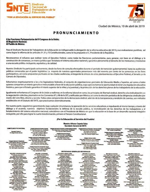 sntejovennac's tweet photo. #SNTEsePronuncia 👨‍🏫👩‍🏫

PRONUNCIAMIENTO #SNTE Indispensable abrogar reforma educativa
✅ Por la educación al servicio del pueblo, primero el Art. 3º Constitucional 
✅ EXIGE #SNTE garantizar enseñanza pública y derechos laborales del magisterio https://t.co/SfEGUiqpW6