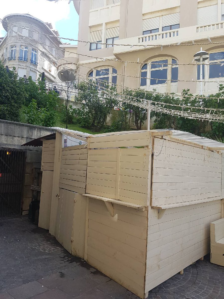 MOTSCHNATHALIE's tweet photo. BIARRITZ et son patrimoine remarquable 😉 Vue directe sur la grande plage ! Allez Monsieur Destizon, on se ressaisit !!😂@ville2biarritz1 @MichelVeunac #avap #patrimoine #qualitearchitecturale #elegance @JYViollier https://t.co/Gvx3ameyfQ