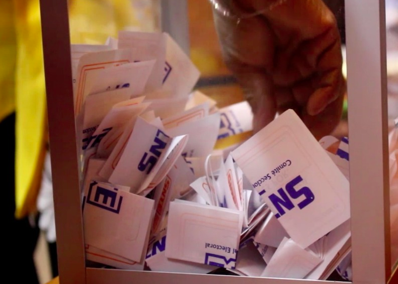 SnteNacional's tweet photo. #DemandasSNTE 👨‍🏫🇲🇽👩‍🏫

💢 Reforma Laboral que alista Congreso de la Unión debe salvaguardar
✔ Elección periódica en Sindicatos ✔ Votación libre, directa y secreta

✅ Democracia que #SNTE ejerce apegado a Estatuto

#FelizMiércoles #10Abr AMLO #INFO7 #ConferenciaAMLO #Zapata100 https://t.co/htBBfZkh95