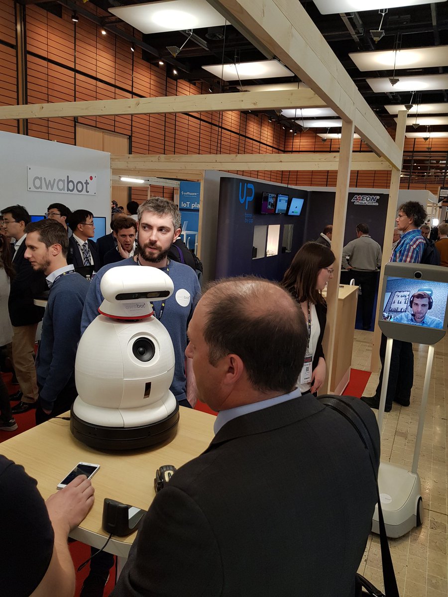 awabot's tweet photo. Le #RobotExperience Corner bat son plein au @SIDOevent. Retrouvez-nous sur le stand W214 dés maintenant !
#robotique #robotics #robot #SIDO19 https://t.co/DROJ9h1qrF