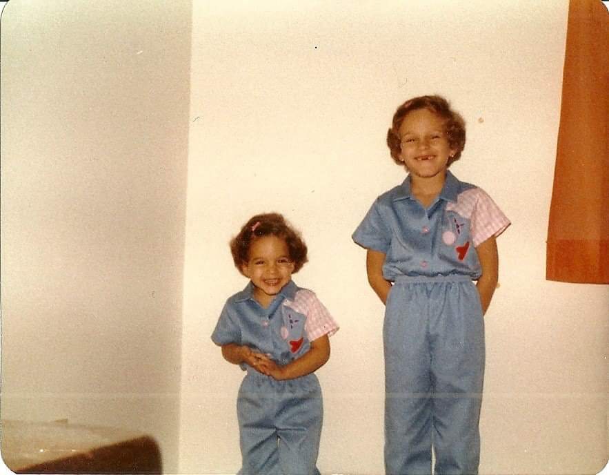 brianne1017's tweet photo. Happy #NationalSiblingsDay! #twinning #notreallytwins #fiveyearsapart #ourmomdidthistous #mysisterdidthesamethingtoherkids @mommyrunsit https://t.co/kLdlqr8Qsw