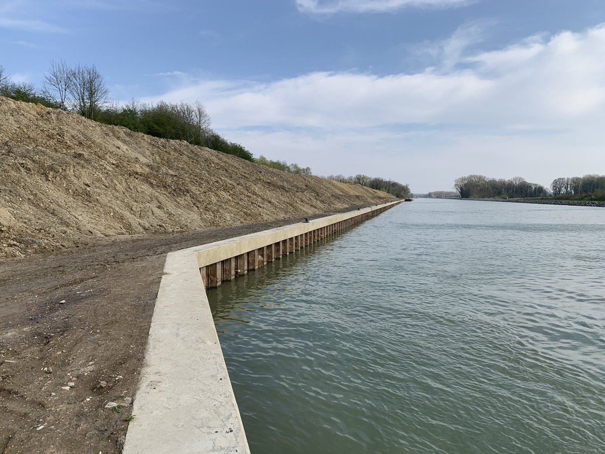 m_benzerzour's tweet photo. Visite ouvrages échelle 1 à base de sediments fluviaux dans le cadre du projet Sédimateriaux VNF avec VNF, #IMTLilleDouai, #CERMIM les îles de la Madeleine CANADA, la Région Haut de France, #CD2E, TOGREW. Les sédiments sont les matériaux de demain MB. https://t.co/1kelW9IttM