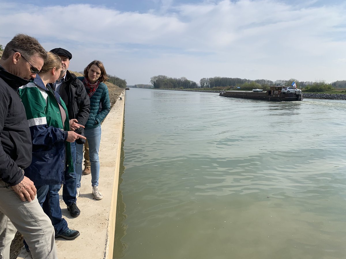 m_benzerzour's tweet photo. Visite ouvrages échelle 1 à base de sediments fluviaux dans le cadre du projet Sédimateriaux VNF avec VNF, #IMTLilleDouai, #CERMIM les îles de la Madeleine CANADA, la Région Haut de France, #CD2E, TOGREW. Les sédiments sont les matériaux de demain MB. https://t.co/1kelW9IttM