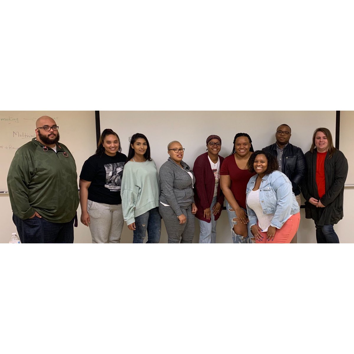 CSUSNPhA's tweet photo. Introducing, the 2019-2020 SNPhA E-board! We are looking forward to a great year ahead.
Thanks to our most involved members (picture 2), you are highly appreciated. #StrengthInPurpose #csucop #csusnpha https://t.co/yGHa9fuBCf