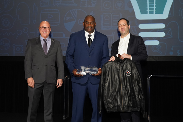 ASLRRA's tweet photo. ASLRRA names Cleo Johnson Jr. of Mississippi Export Railroad Safety Person of the Year! #aslrra2019 https://t.co/GYrhBIpLJL