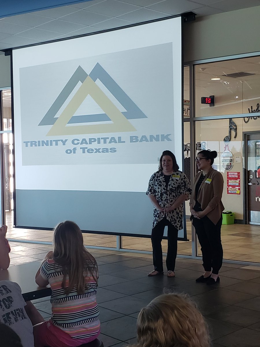 schultzclass16's tweet photo. Thank you Lyndie and Joanna at Trinity Capital Bank Sunnyvale for sharing with our kids about money and saving! @SunnyvaleES https://t.co/WLU6OPjtd5
