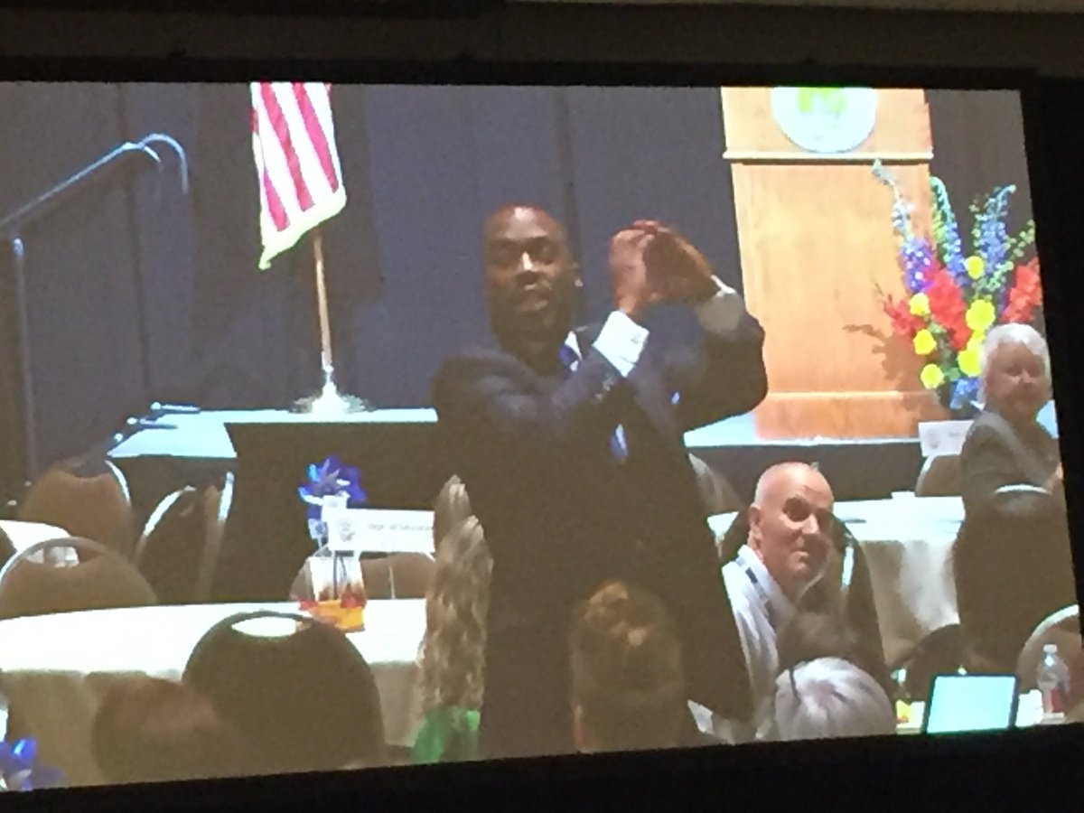 Keynote Speaker Jonathan Edison: “If you change perspectives, you change life.” #2019FederalProgramsConference