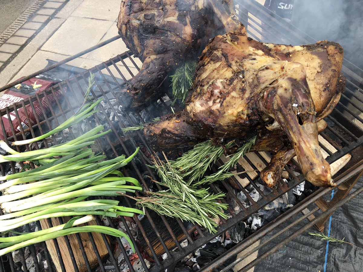 Kevin_Steele_'s tweet photo. GSHQ 1st Birthday, and an excuse to get the BBQ out....@Thomas_Franks_ @Gavinychef @gavin_tarbox @LeeFowler81 
.
#fresherfood #fresherthinking #bbqtime #aubreyallen #sustainableproduce #smoke https://t.co/o68jwXQwWN