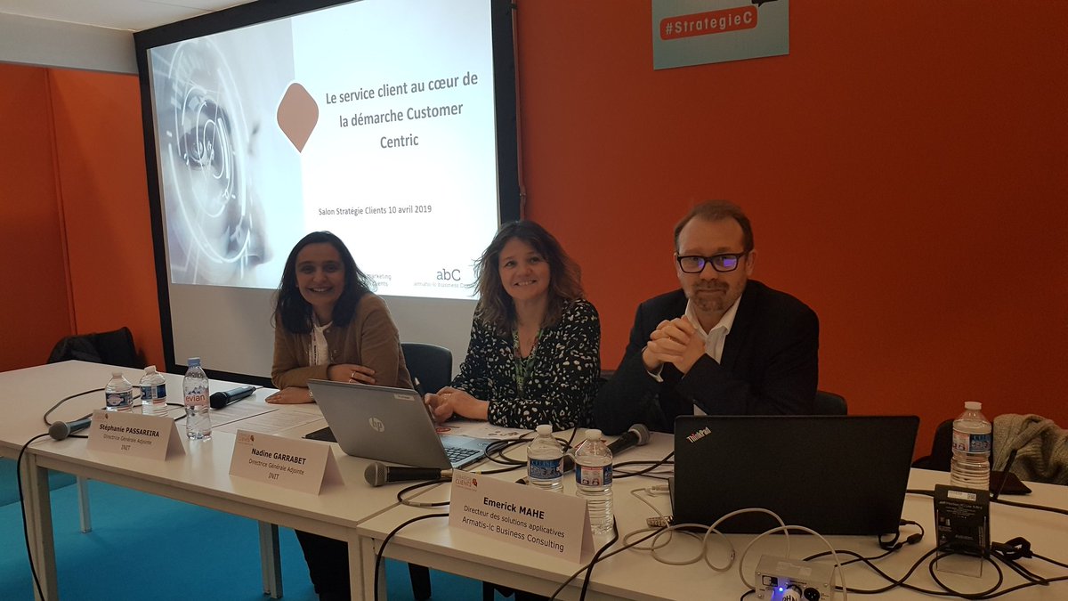 INIT_MKT tweet media