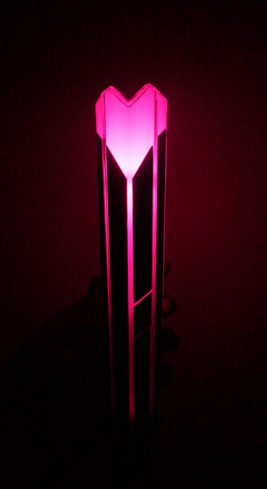 Jee⁵ / NU'EST♡L.O.Λ.E على تويتر: "The new lightstick is here and she is