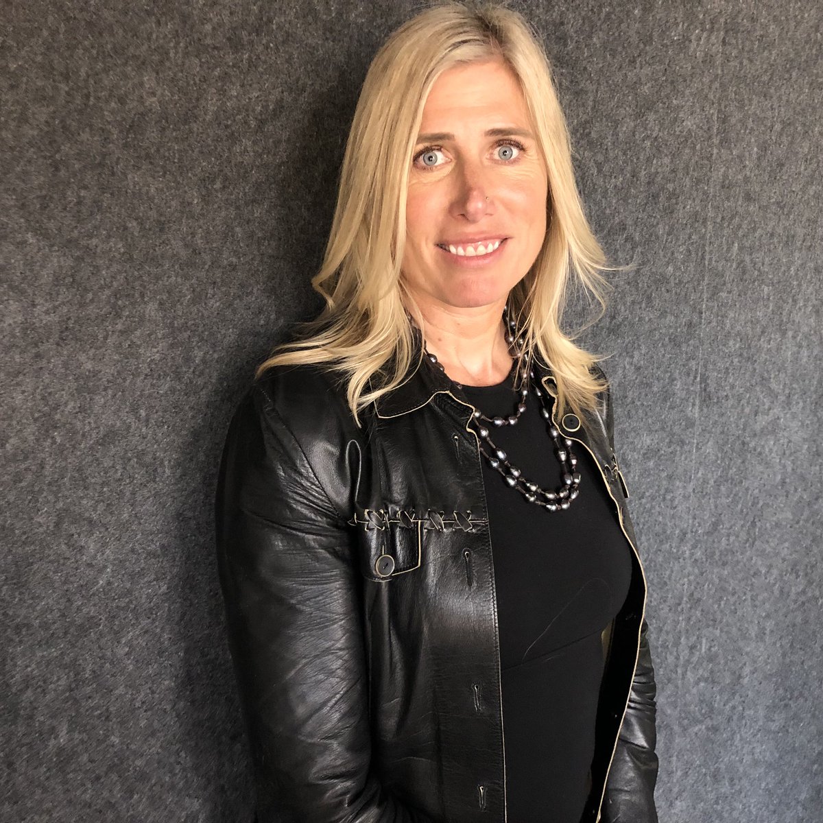 SilkenLaumann's tweet image. Dear young people. What I want you to know most is that when you are struggling, it won’t last forever. It will get better. You are perfect, just as you are. We grow and change not to become worthy of love, but so we can live life with more joy and abundance. You are #Unsinkable