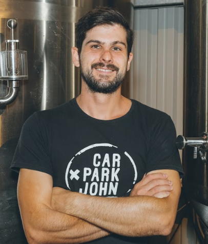 In the first of a series of profiles #Brewers4Brewers we shine the light on local brewers who do not compromise on ingredients and view quality as the defining criteria in craft beer. First up is Niall Cook, head brewer at <a href="/RHBCPE/">RHBC</a> - READ MORE HERE -bit.do/Brewers4Brewers