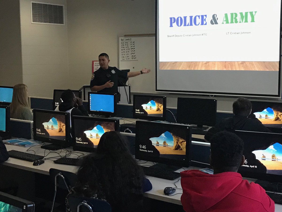 OMS Career Explorations would like to thank our own SRO Officer Cristian Johnson for stopping by and speaking to our class about Law Enforcement and his life as a soldier and deputy. So great! ⁦#champions #thepowerofyet #JUSTDOntquIT @OMS_Chargers⁩ ⁦@ruistori1⁩