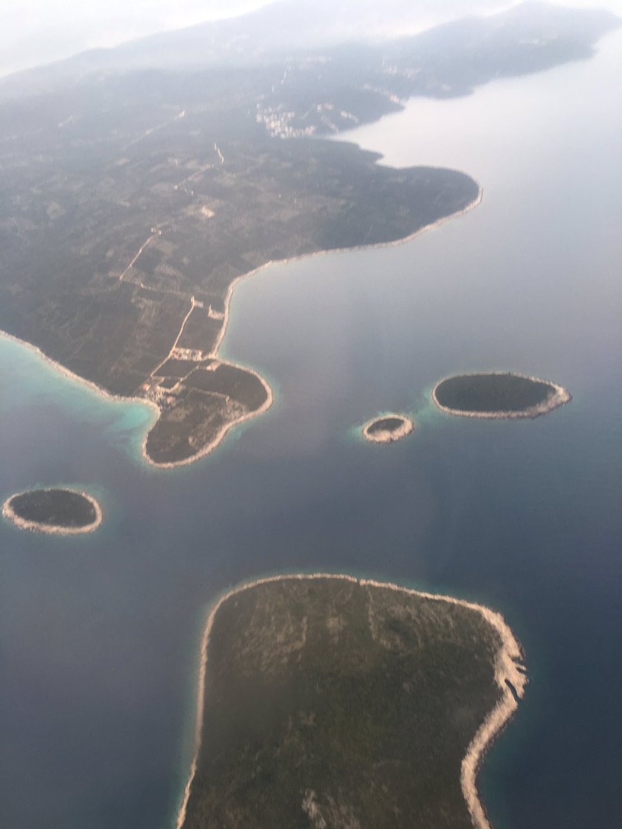 GuideSagitta's tweet image. Fly to Croatia, Trogir old town and dalmatian coast paradise @visit_trogir @SplitCityInfo