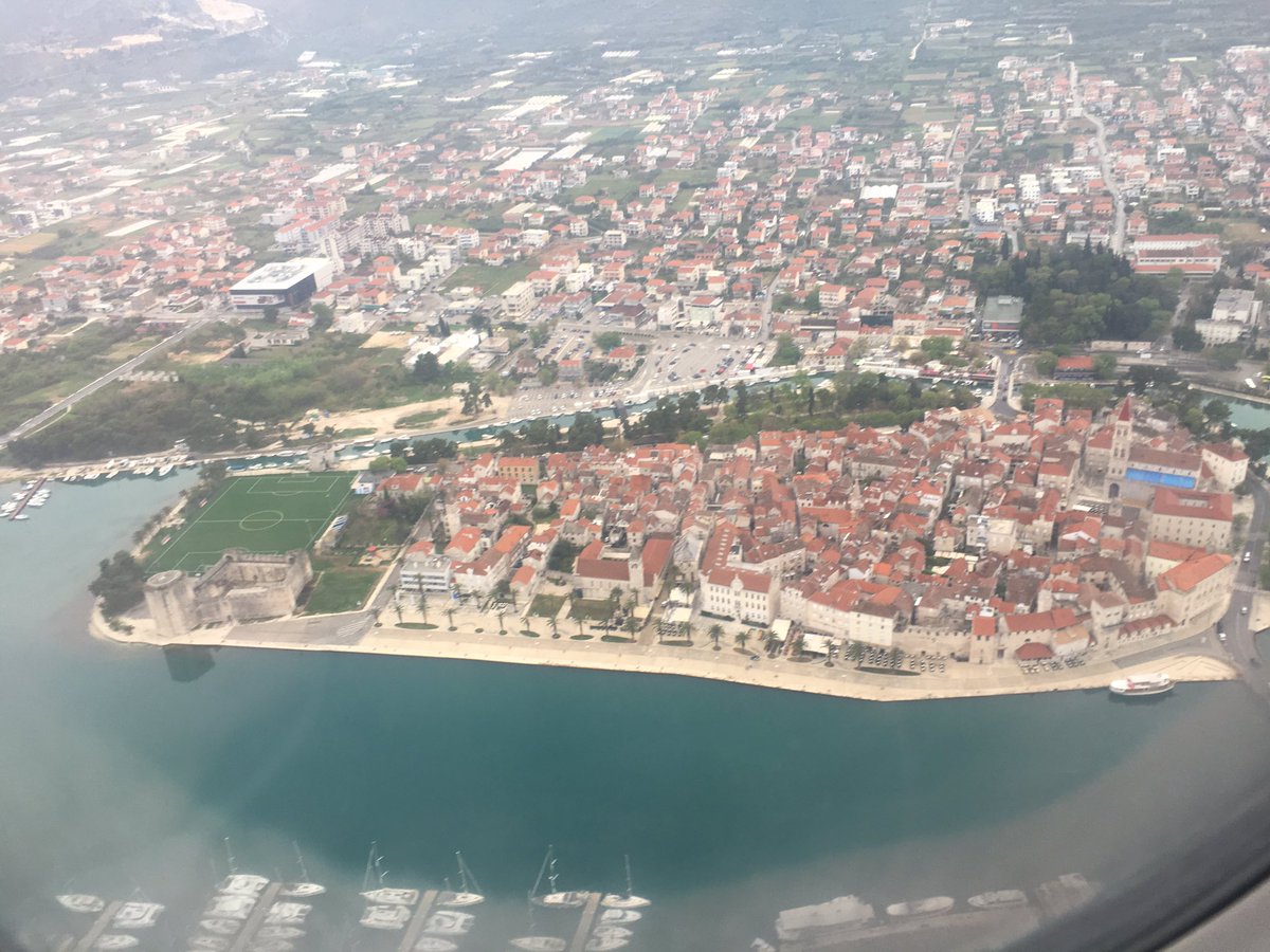 GuideSagitta's tweet image. Fly to Croatia, Trogir old town and dalmatian coast paradise @visit_trogir @SplitCityInfo