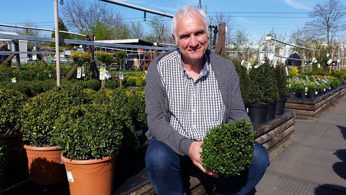 Der Feind in meinem Beet - humorvolle Gartentipps von "Dr. Greenhouse" Gärtnermeister Marco Büttgenbach: morgen, 11.4 17 Uhr im Domforum Köln. Eintritt frei! #Garten <a href="/Gartenradio/">GartenRadio.fm</a>