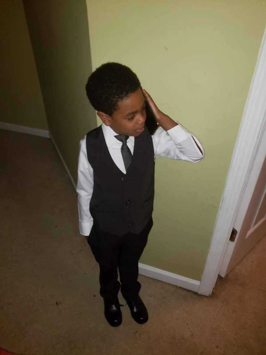 MsStarryHoover's tweet image. Ooouuuu we talking teams?! #ZionSemaj #SonnyMoney #FutureMogul #BusinessBaby #PrekCapnGownPics #YesHisMomExtra