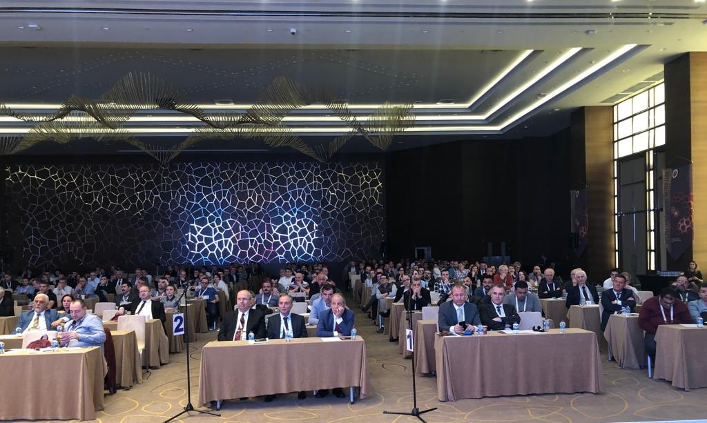 Saat 18.00 ama salon hala tam dolu. Her zaman her yerde bilim ve eğitim önceliğimiz. #tkrcd2019