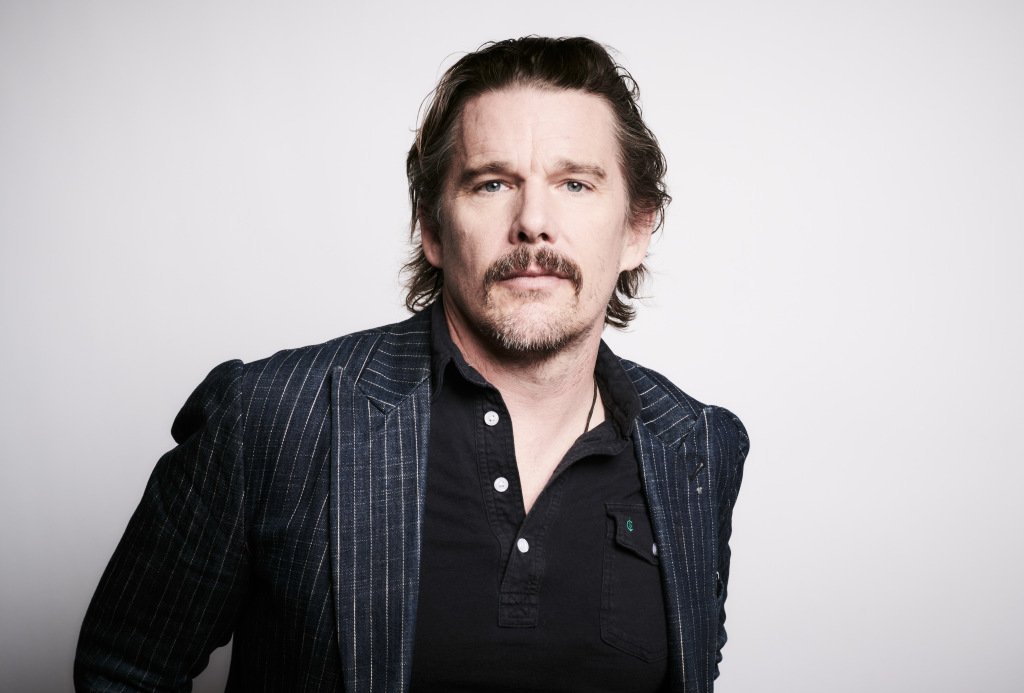 Ethan Hawke’s Blazing Year: The Actor Talks Broadway’s ‘True West,’ His Ambitious New Showtime Series And The Night Paul Dano Kicked Him – Tony Watch deadline.com/2019/04/ethan-…