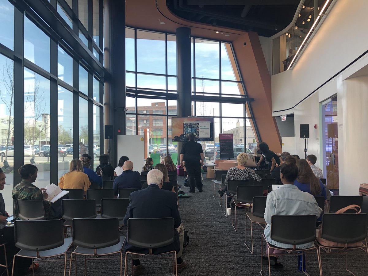 EdHubSTL's tweet photo. #EducationUncompromised: leveraging the past + present for a transformative future 

#edhubstl #cafeday #skipnv #microsoft  #notpd #forallkids https://t.co/OxDwgrBiCZ