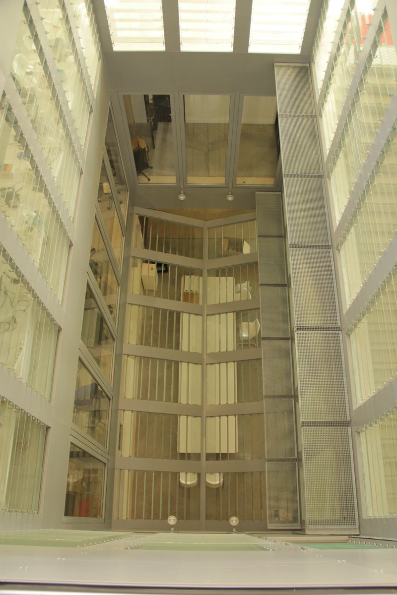 ventanasuin2's tweet image. Desarrollamos las ideas de nuestros clientes y prescriptores. #archilovers #architecturelover #architecturedesign #médiathèquemontaigne #frontignan #tautemarchitecture