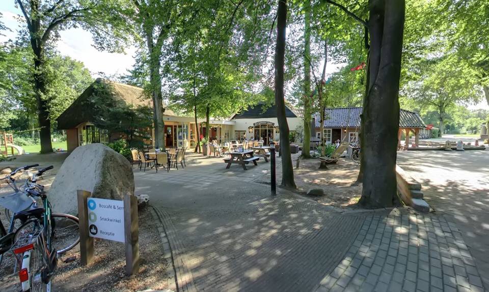 Wij waren een heerlijk zonnig weekend te gast op natuurcamping De Lemeler Esch in het Vechtdal. Nieuwsgierig naar onze ervaring? Lees onze blog! bit.ly/2UFaI3d #hurenopdecamping #wegineigenland #vechtdal