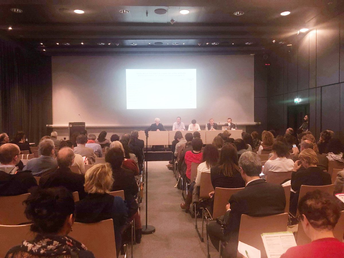 OrangeRSE's tweet photo. [Salon @PRODURABLE] Last round table on #hyperconnectivity with #SlowDigital. Information services allow us to work from anywhere, and, in a way, all the time. It is for the professionals to manage their #connectivity effectively to reach their goals. 💻 @ODSForum #Produrable https://t.co/RuuOXJO2Bf