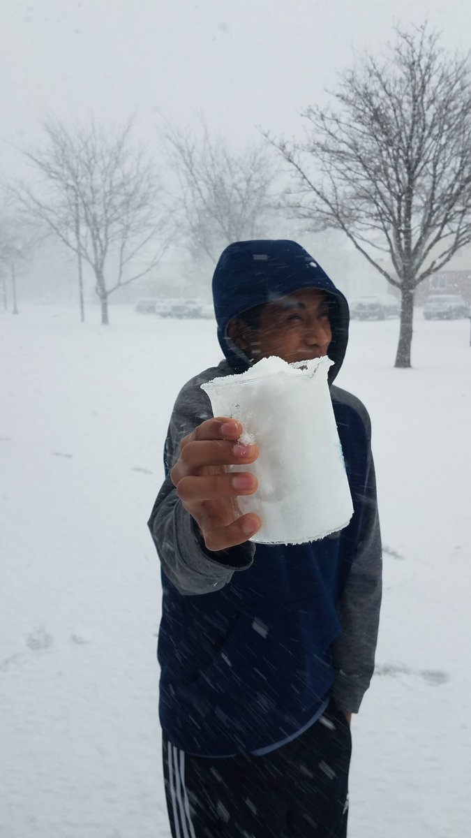arikandersen08's tweet photo. #Minnesnowda #science https://t.co/oQjxrggBqm