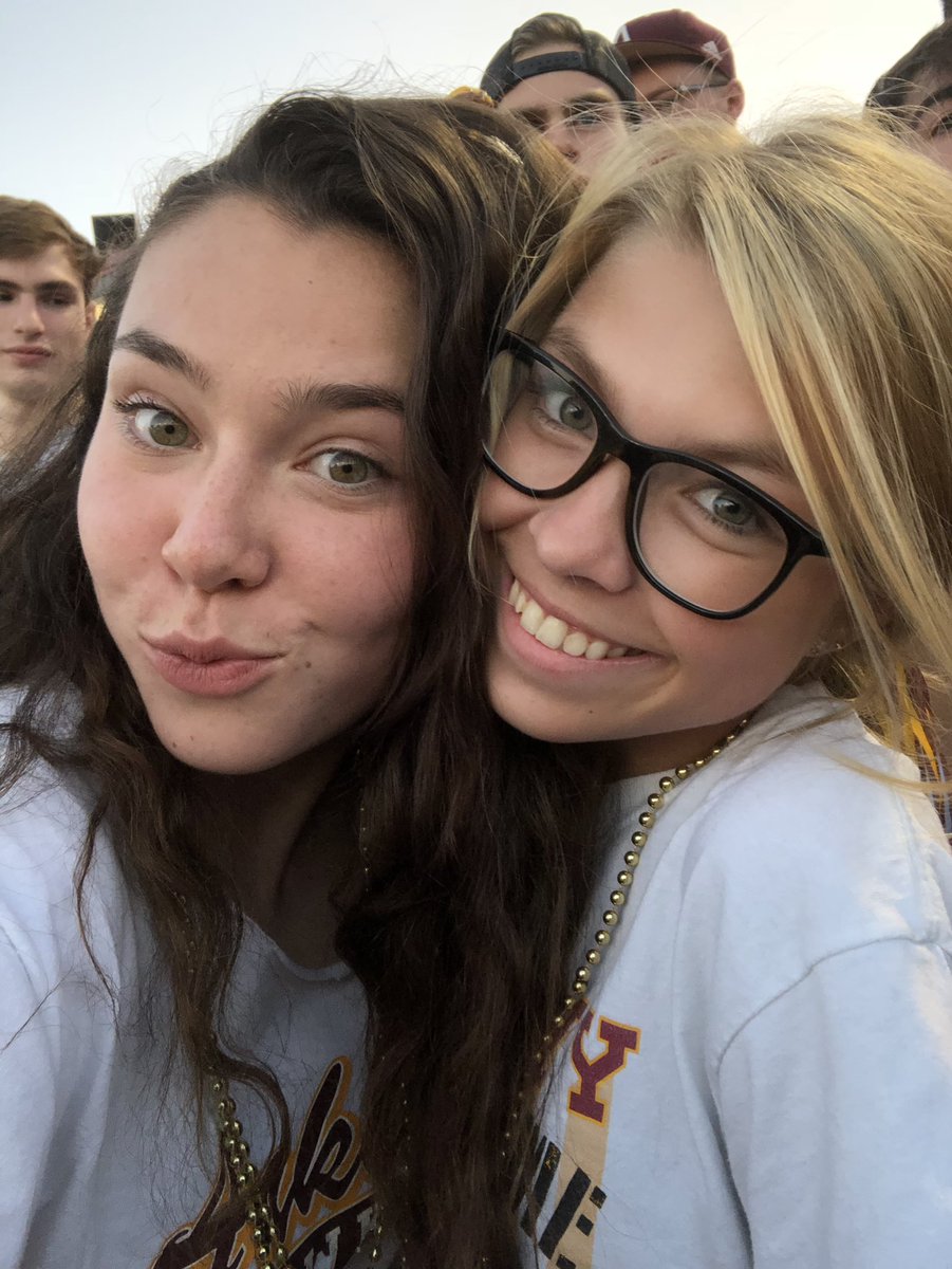 Meganutterback5's tweet photo. Happy birthday to my girl @johnson_brooke0 Glad you are my bestie and love all of our laughs! Don’t know what I would do without you☺️ ILY and can’t wait to celebrate;) https://t.co/O42IP0TLAB