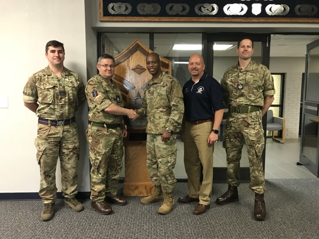 ACS_RAF's tweet photo. Started the day with a visit to the 1st Sgts Course.  Would this be an opportunity for the RAF to manage our talented SNCOs.  Lessen the burden on the SWO and WO PMS., whilst developing our talented SNCOs. https://t.co/25L6NFyH83