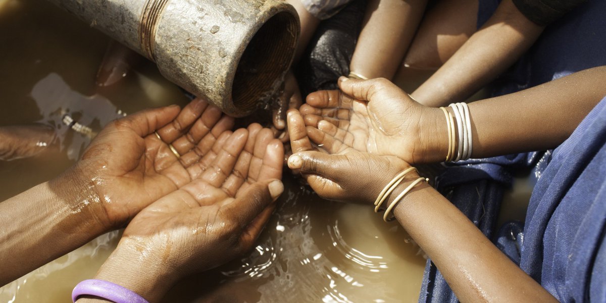 foreverhopefd's tweet photo. Being able to get clean water is an issue in third-world countries. A lot of companies are working on methods that can help purify water from wells. We are hoping that these solutions will be accessible for everybody as soon as possible. https://t.co/XeY0B3XSgr