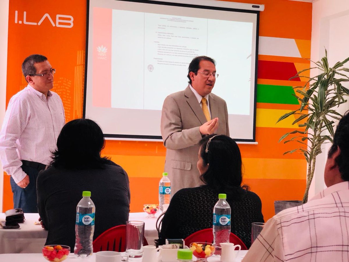 ILab_Latam's tweet photo. Un gran aporte a la niñez fue el programa desarrollado por HMC Hospitality Marketing “Quioscos Saludables”. El cual convocó a diversas Autoridades de Colegios de la ciudad de Tacna.  Agradecemos el apoyo para la realización del workshop: @mkt_lab @VisaPeru Agua San Luis https://t.co/WdNJG5MBRv