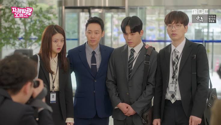 дорамы про офис. сияющий фильм 2016. сияющий офис. дорама про офисных работников. сияющий офис сериал.