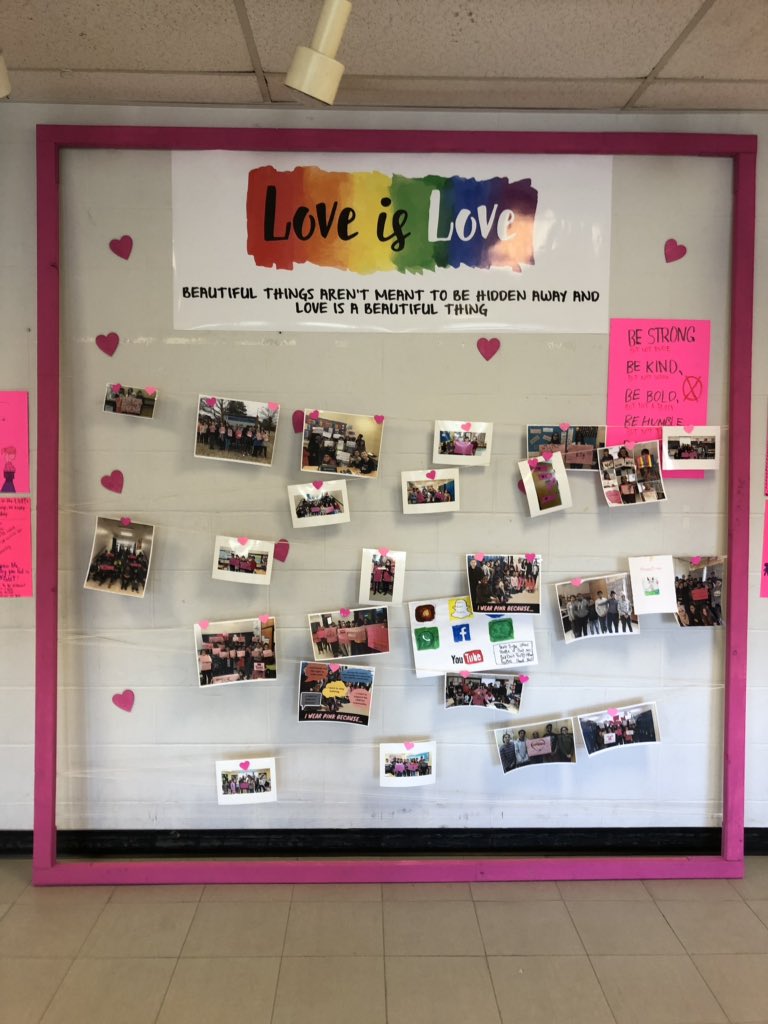 Mrs. Fera tweet media