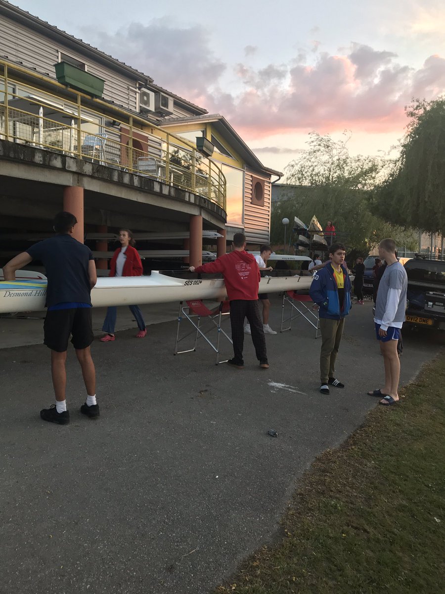 TeddiesRowing's tweet photo. It’s been a great camp but with one session to go it’s time to start loading the trailer for the journey home #sesbc #nsr https://t.co/yRnKwFuZvX