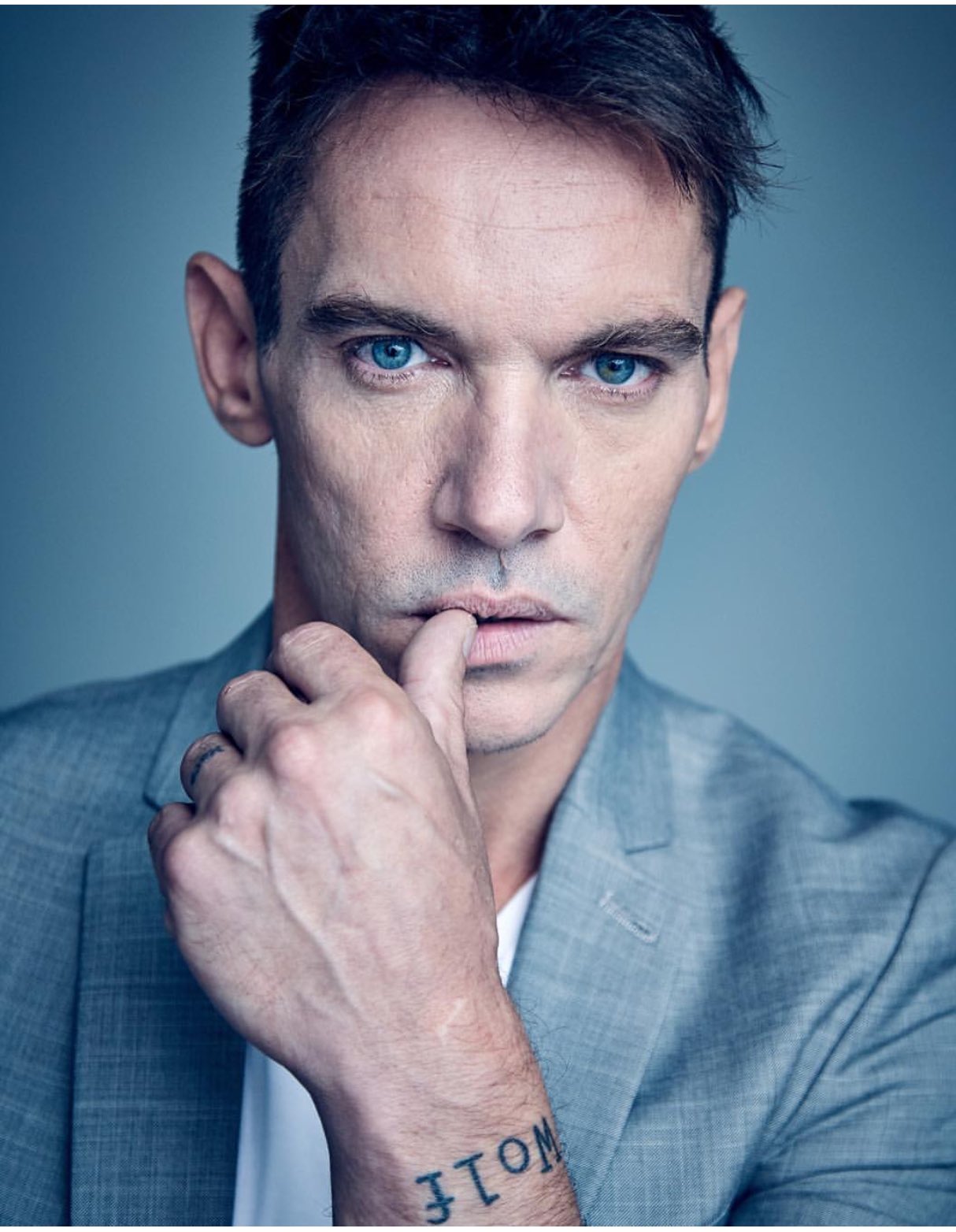 Jonathan Rhys Meyers 2021