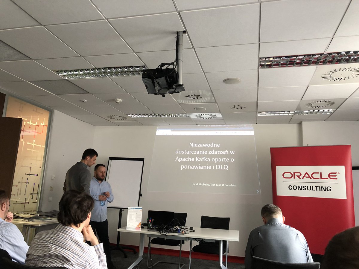 4ndr3_pl's tweet photo. @PretiusSoftware team @michalowski_c @bsoczynski07 @mherm4n @TheJojek @_lburzyns  starting #meetup about #kafka. Waiting for @ynleborg prelection about events delivery https://t.co/4MQJDRVcOq
