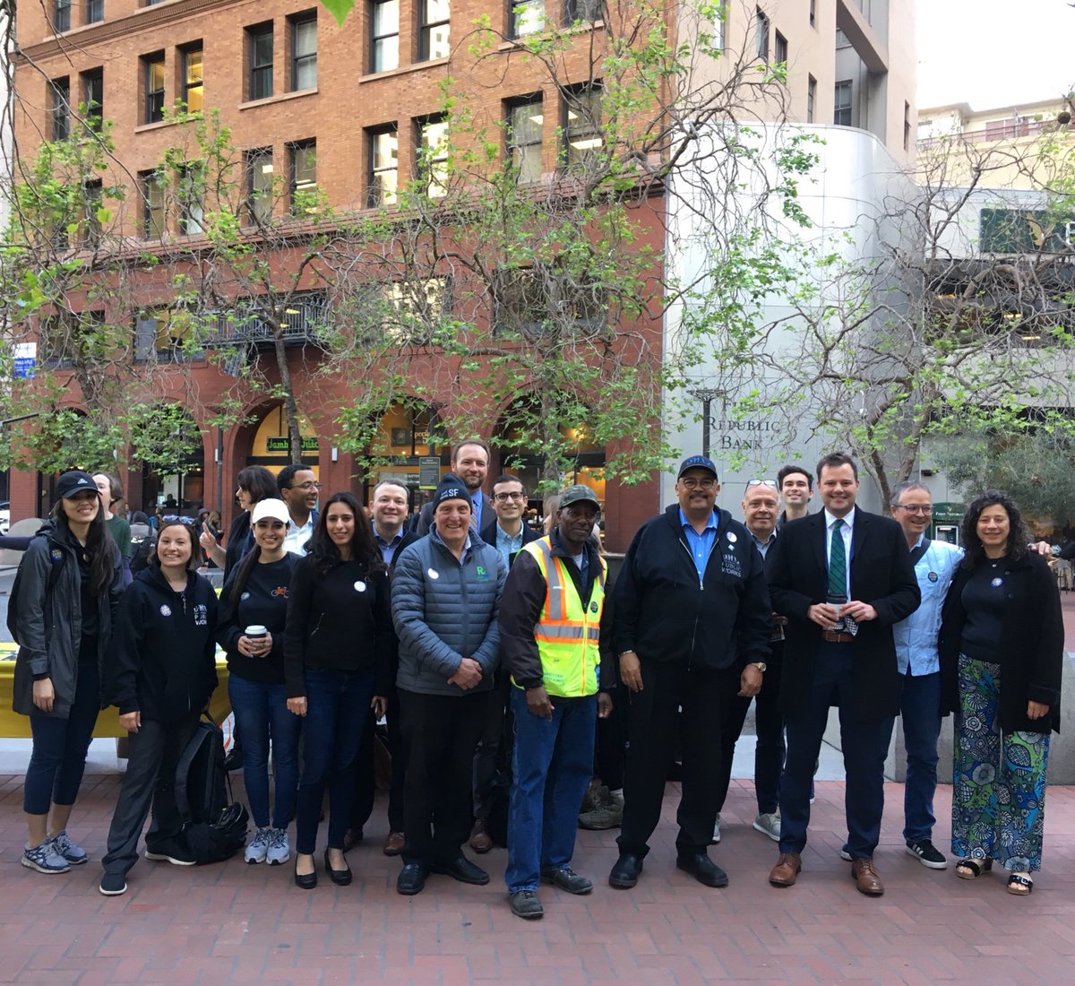 sfpublicworks's tweet photo. Happy Walk to Work Day! @MrCleanSF @bettermarketsf @MattHaneySF #walk2workday https://t.co/TEK95USrsr