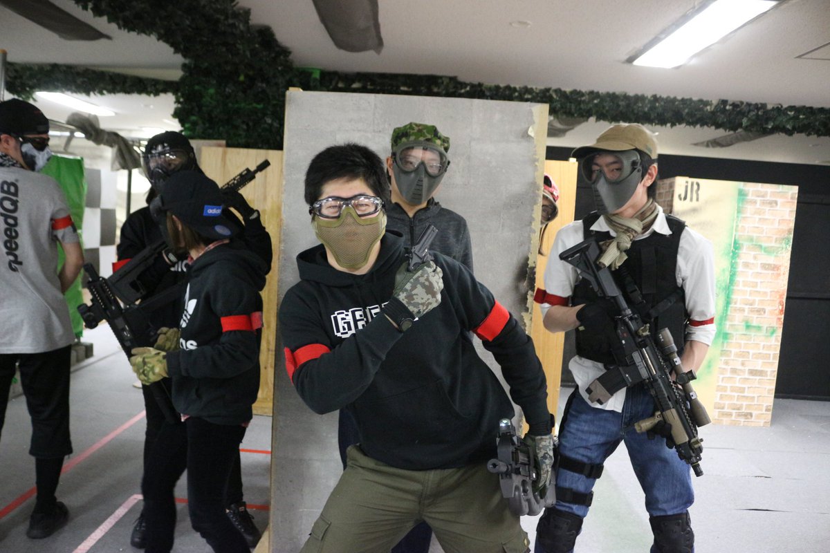 akiba_asobiba's tweet photo. 遅くなりましたが午後の部のお写真をアップしました！！
非常に寒く、足元も悪い中、当店にご来店いただき誠にありがとうございました！！

明日の午前は時短割引デー！
13時からの入店で参加費がお得に。。。！！

facebook
https://t.co/2qaWRtngnR https://t.co/hhplqgLnAx