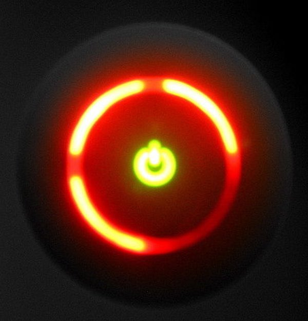 PS5Trophies_'s tweet photo. It took scientists a decade to photograph this black hole only to learn that Xbox beat them to it #EHTBlackHole https://t.co/1UfdC86Nsy