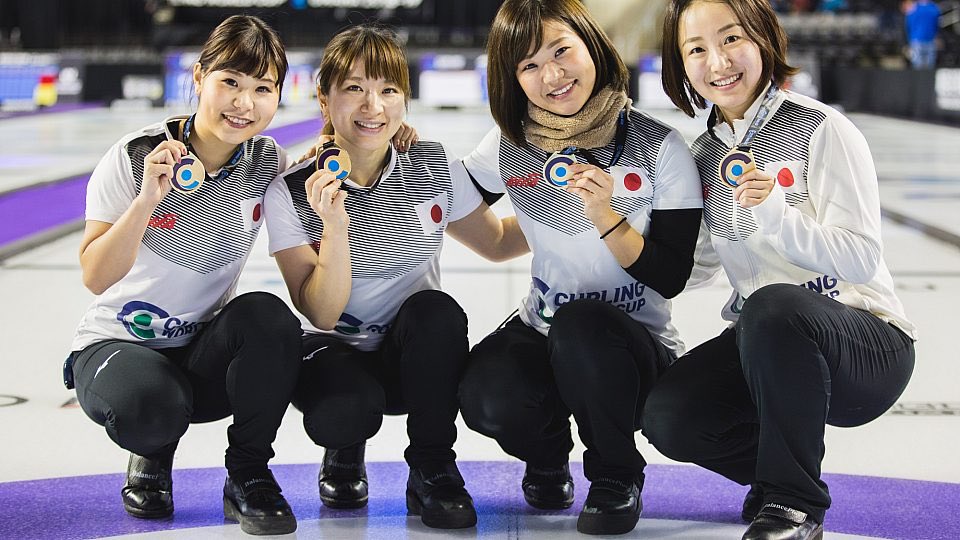 FEATURE | 🇯🇵 2018 was a year to savour for Japan.

The story of Loco Solare, Team Satsuki Fujisawa’s formation, Omaha triumph and why they stay in hotels with table tennis tables. 🏓

🗣 “Winning would be a huge achievement for us.”

👉👉bit.ly/2Uc4hkd #CurlingWorldCup