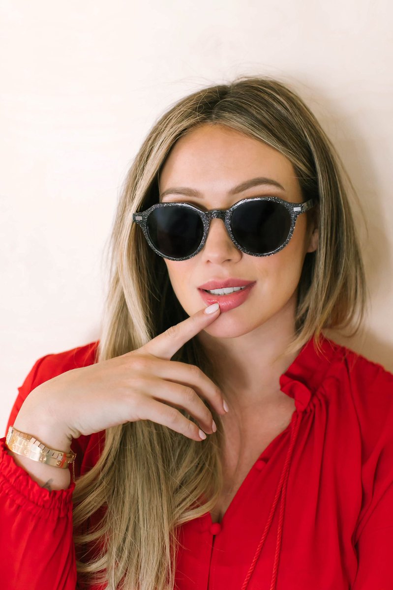 That sparkly feel you get when you find the right shades for summer :) All my #MusexHilaryDuff sunglasses are now 25% off @GlassesUSA 
👓 - DIANA
#GlassesUSAPartner
bit.ly/MusexHilaryDuf…