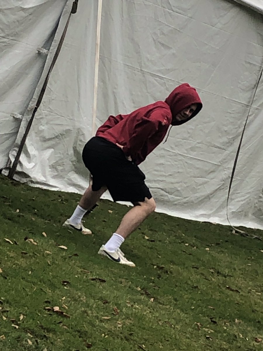 NarutoRunning's tweet photo. They done fucked up and gave me a tent https://t.co/oV0UxnTzQu