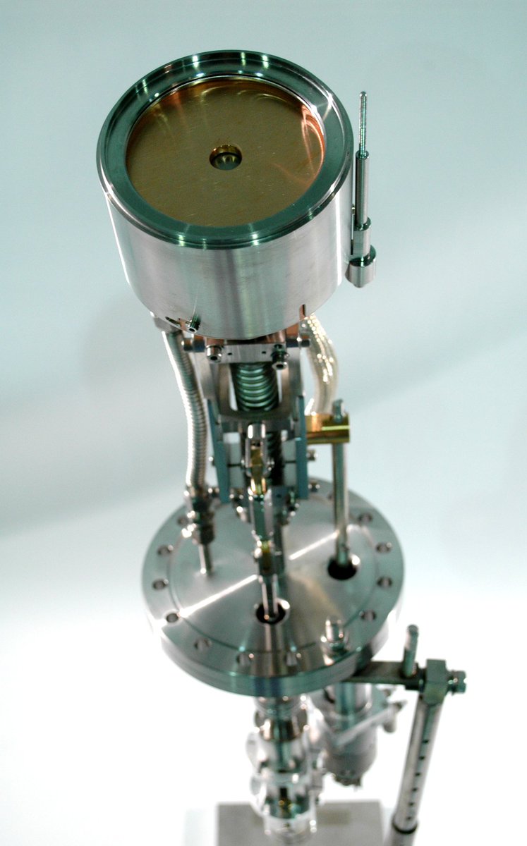 Sigma_SPM_XPS's tweet image. #FocusOn: Our #CUSP sources are perfectly suited for metal deposition such as e.g. reflective coatings, phase change materials, conductive metals, resistive films, insulating films or transparent electrical conductors (e.g. ITO).
Discover our CUSP sources: bit.ly/2uFucGu