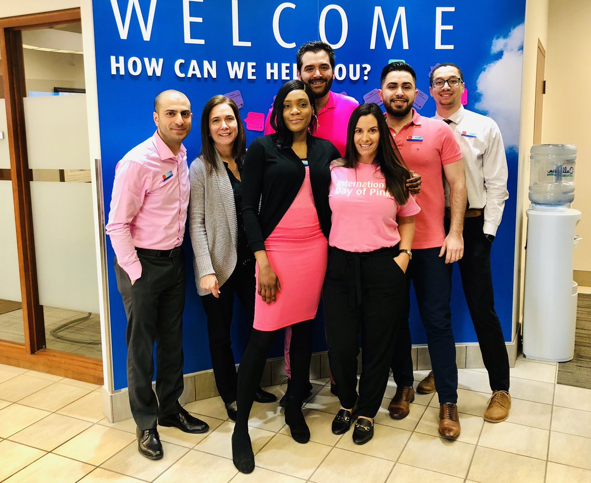 TammyFaddoul's tweet photo. Proud to work for BMO and happy to support the LGBTG community, and take a stand against bullying and discrimination #idop #beabuddynotabully #bmo #swod #devmall #windsor https://t.co/q1BoPwJqfE