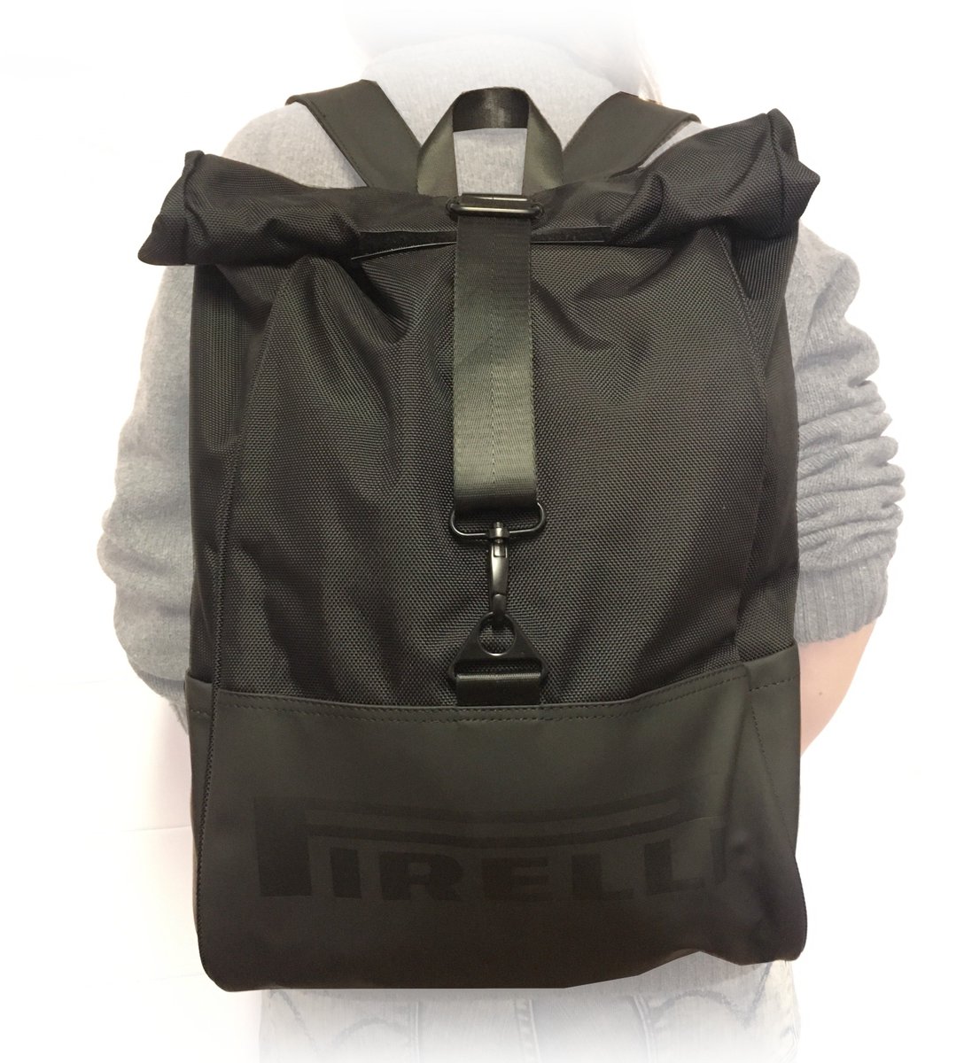 Follow y RT para participar 📣 Regalamos una mochila Pirelli ☝️Daremos a conocer el nombre del ganador el 15 de abril ✍️

El GP de China, en SoyMotor.com  ▶️ bit.ly/2uWhbIH  #F1 #ChineseGP #Race1000