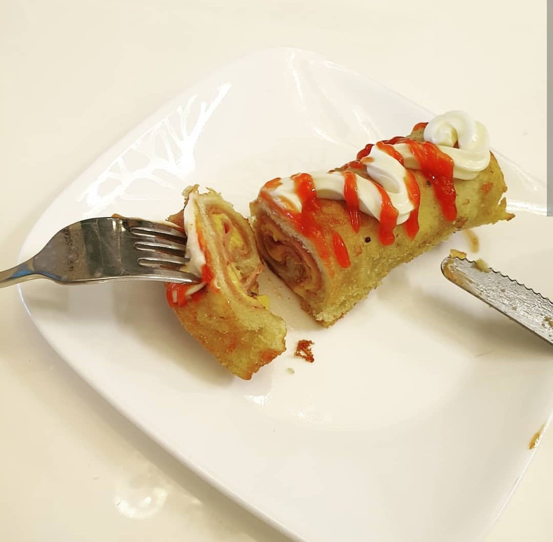 mingtrans's tweet image. 190410 #LIUstagram Update.

Lately, I've been eating a lot for breakfast.
My own bread roll♡
It's not as abound as others
It tastes good to eat it myself~

Always LIUlee♡

#BreadRoll #Breakfast 
#LIUStudio #LIU #LIUlee #AlwaysLIUlee #LiStar #LIUstagram